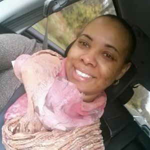 Meet your Posher, Monique